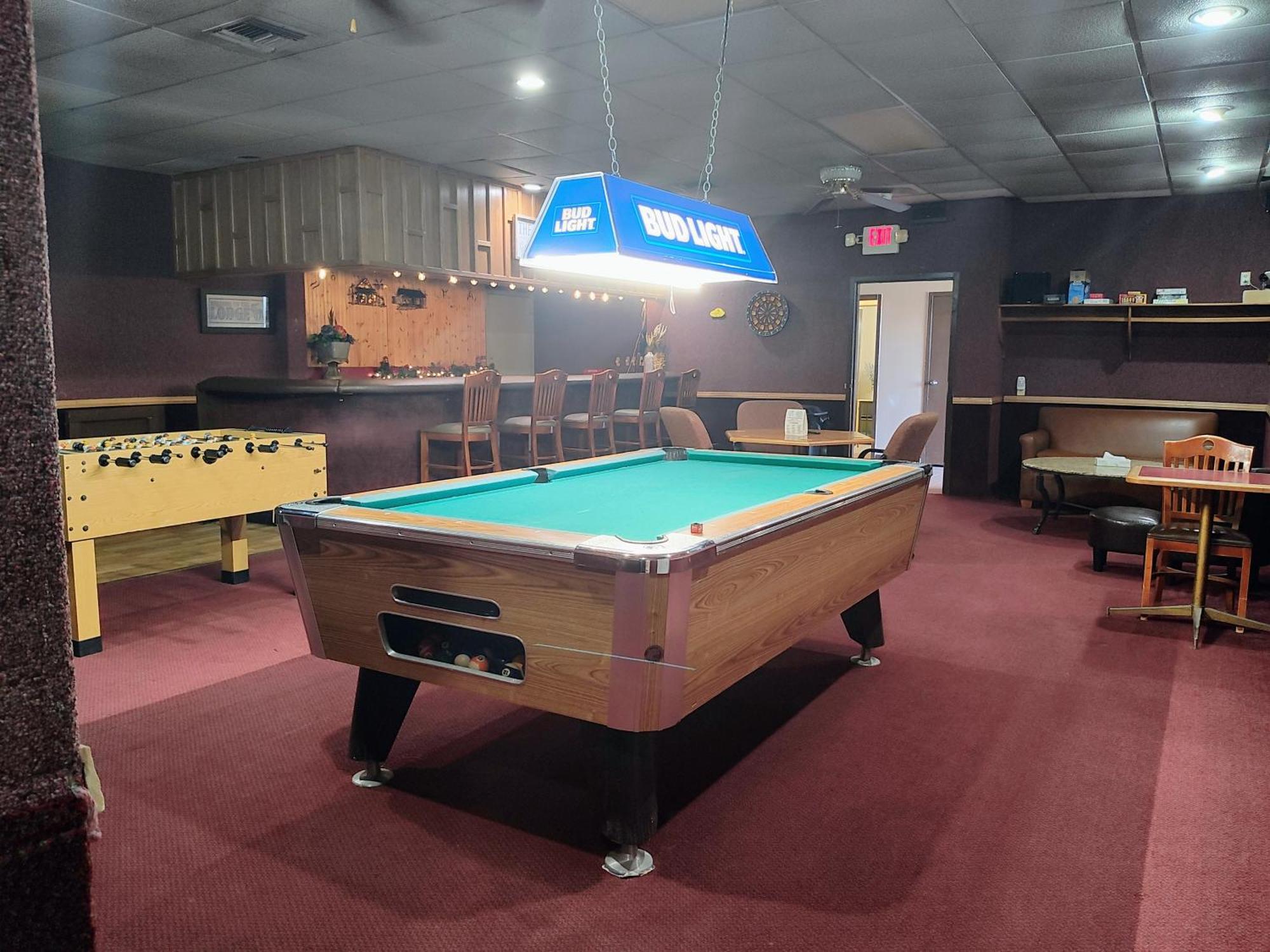 The Lodge At Russell - Russell Inn Екстер'єр фото