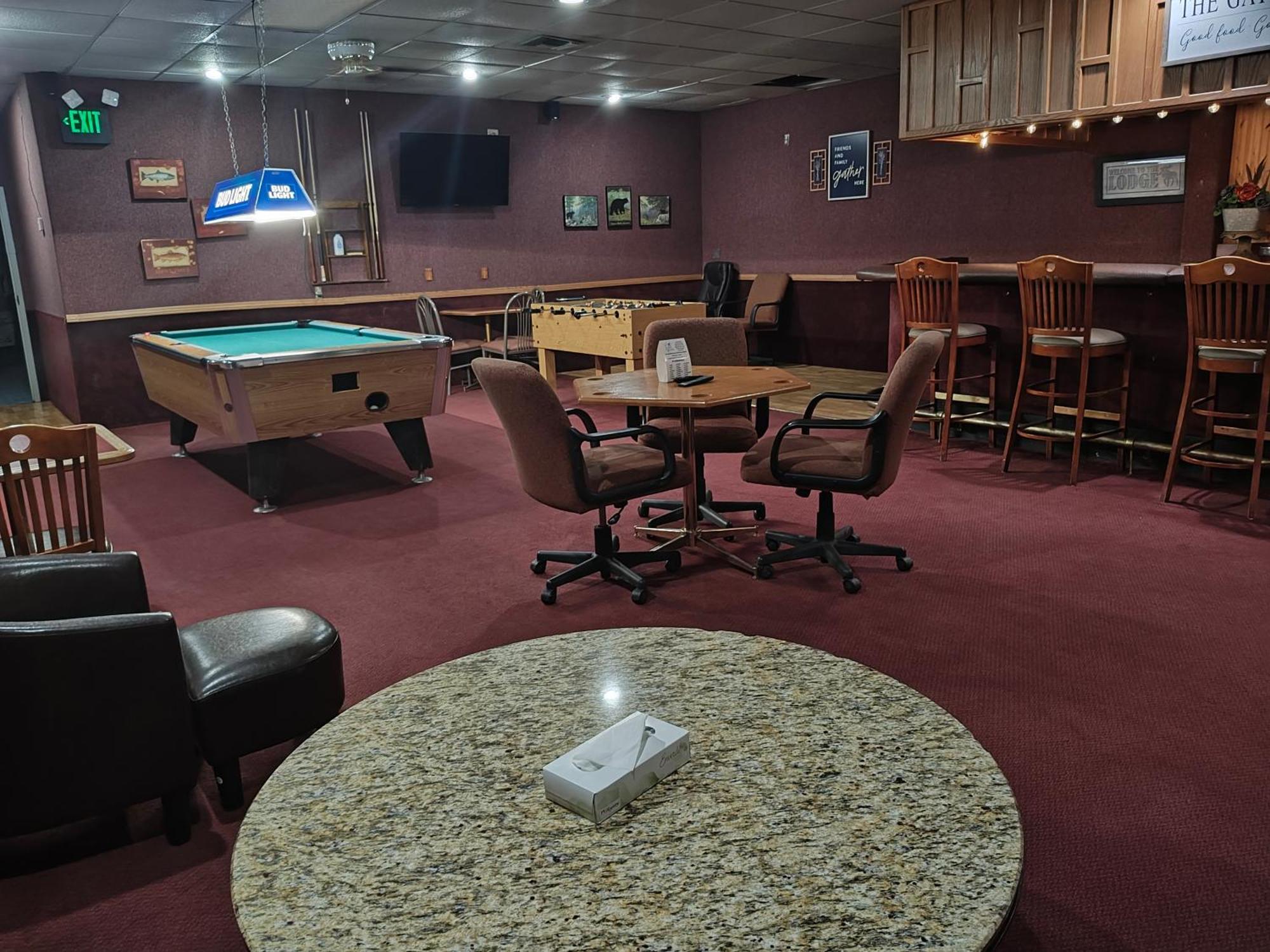 The Lodge At Russell - Russell Inn Екстер'єр фото