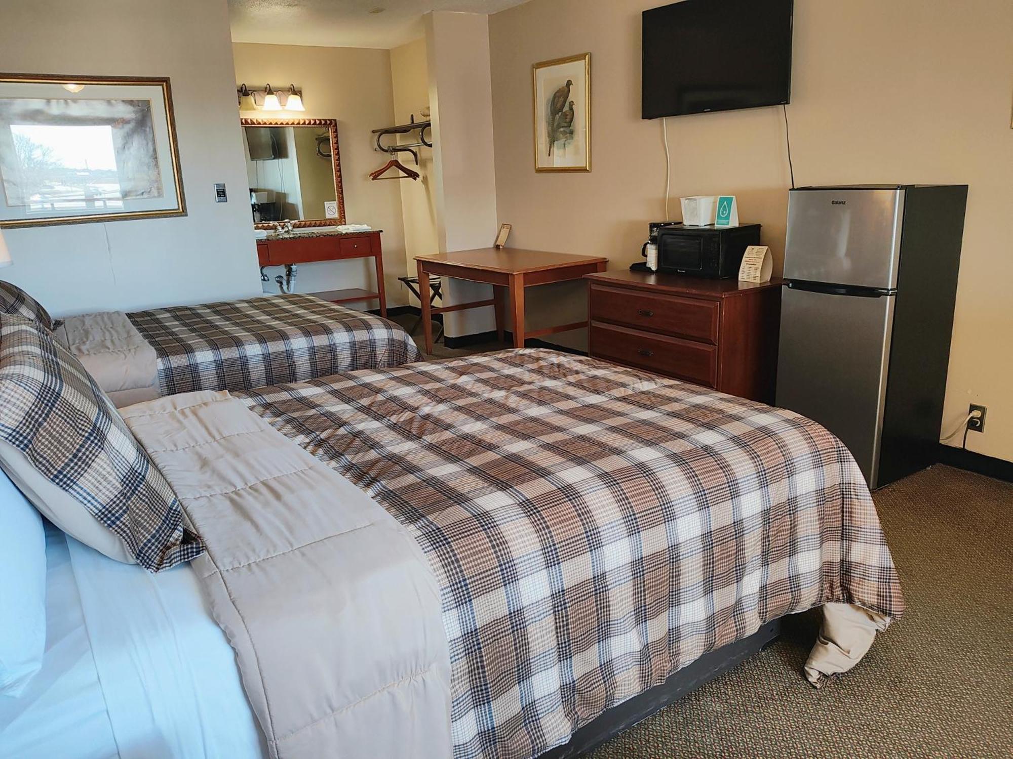 The Lodge At Russell - Russell Inn Номер фото