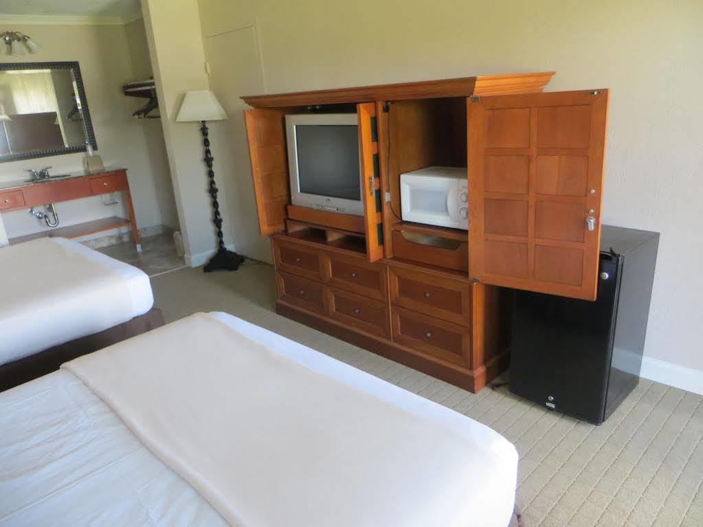 The Lodge At Russell - Russell Inn Екстер'єр фото